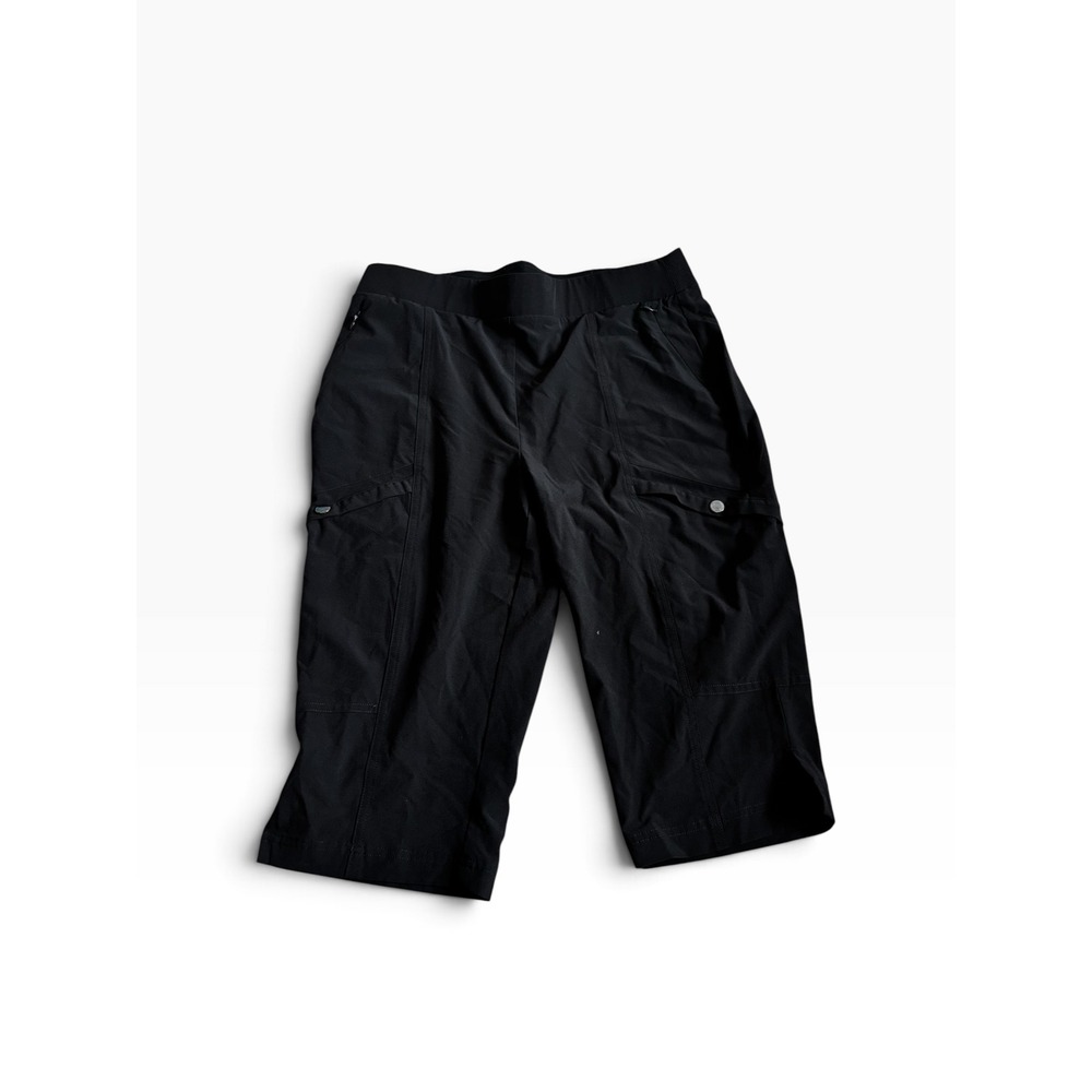Chico's Zenergy Crop Pants Size 1 Black Cargo Utility Athleisure Capri